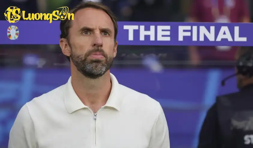 Gareth Southgate đã nhận công việc mới là trở thành người dẫn chương trình của BBC Gareth Southgate đã nhận công việc mới là trở thành người dẫn chương trình của BBC
