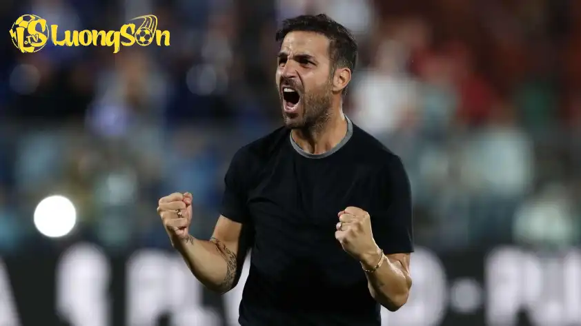 Cesc Fabregas mong muốn được làm HLV Arsenal (Ảnh: GOAL) Cesc Fabregas mong muốn được làm HLV Arsenal (Ảnh: GOAL)