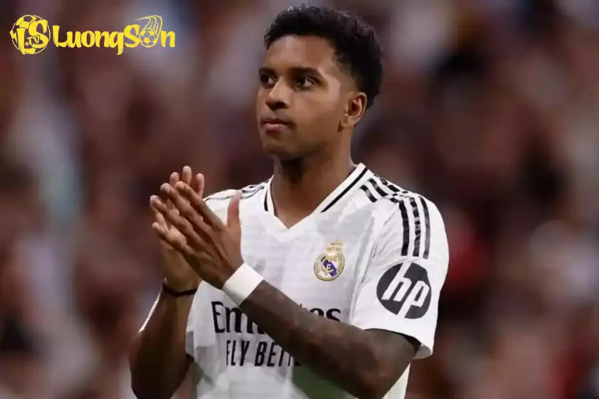 Rodrygo là cái tên gây nhiều chú ý tại phiên chợ hè năm nay (Ảnh: AS) Rodrygo là cái tên gây nhiều chú ý tại phiên chợ hè năm nay