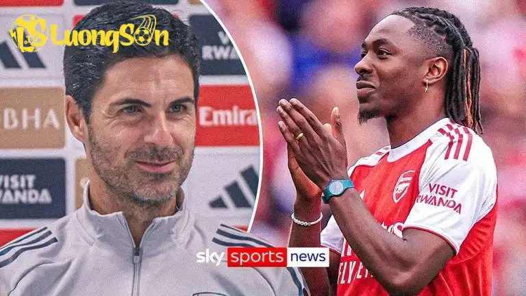 Arteta đã dành rất nhiều lời khen cho tân binh Eze (Ảnh: Sky sports) Arteta đã dành rất nhiều lời khen cho tân binh Eze (Ảnh: Sky sports)