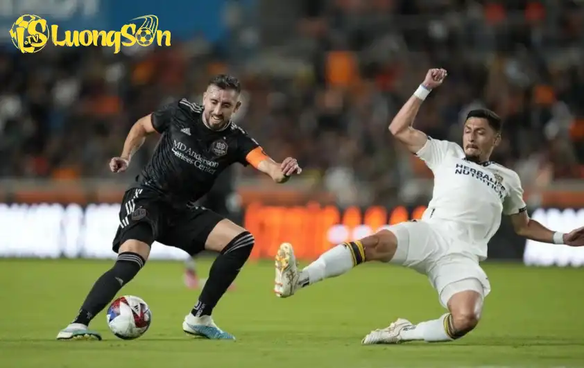 Houston Dynamo và Los Angeles Galaxy có sức mạnh không quá chênh lệch Houston Dynamo và Los Angeles Galaxy có sức mạnh không quá chênh lệch