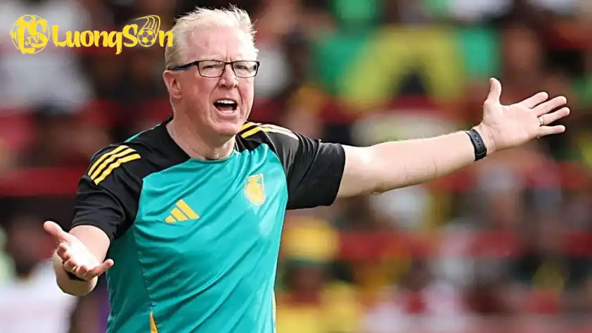 HLV McClaren của Jamaica xác nhận vẫn chờ quyết định của Greenwood (Ảnh: GOAL) HLV McClaren của Jamaica xác nhận vẫn chờ quyết định của Greenwood (Ảnh: GOAL)